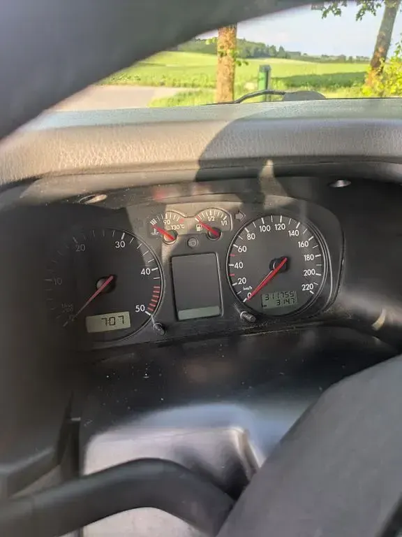 Gebraucht VW T4 102 PS (75 kW) 2003 Schwarz Van