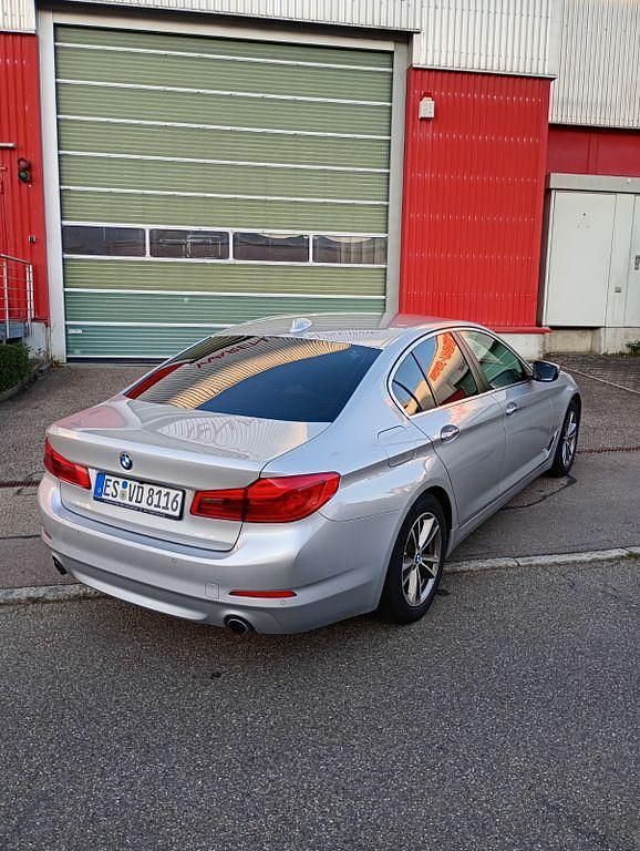 Gebraucht BMW 530 252 PS (185 kW) 2017 Silber Limousine