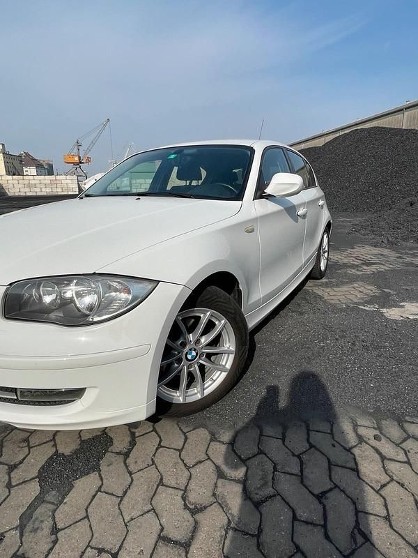 Second-hand BMW 116 122 CP (89 kW) 2011 Alb Hatchback
