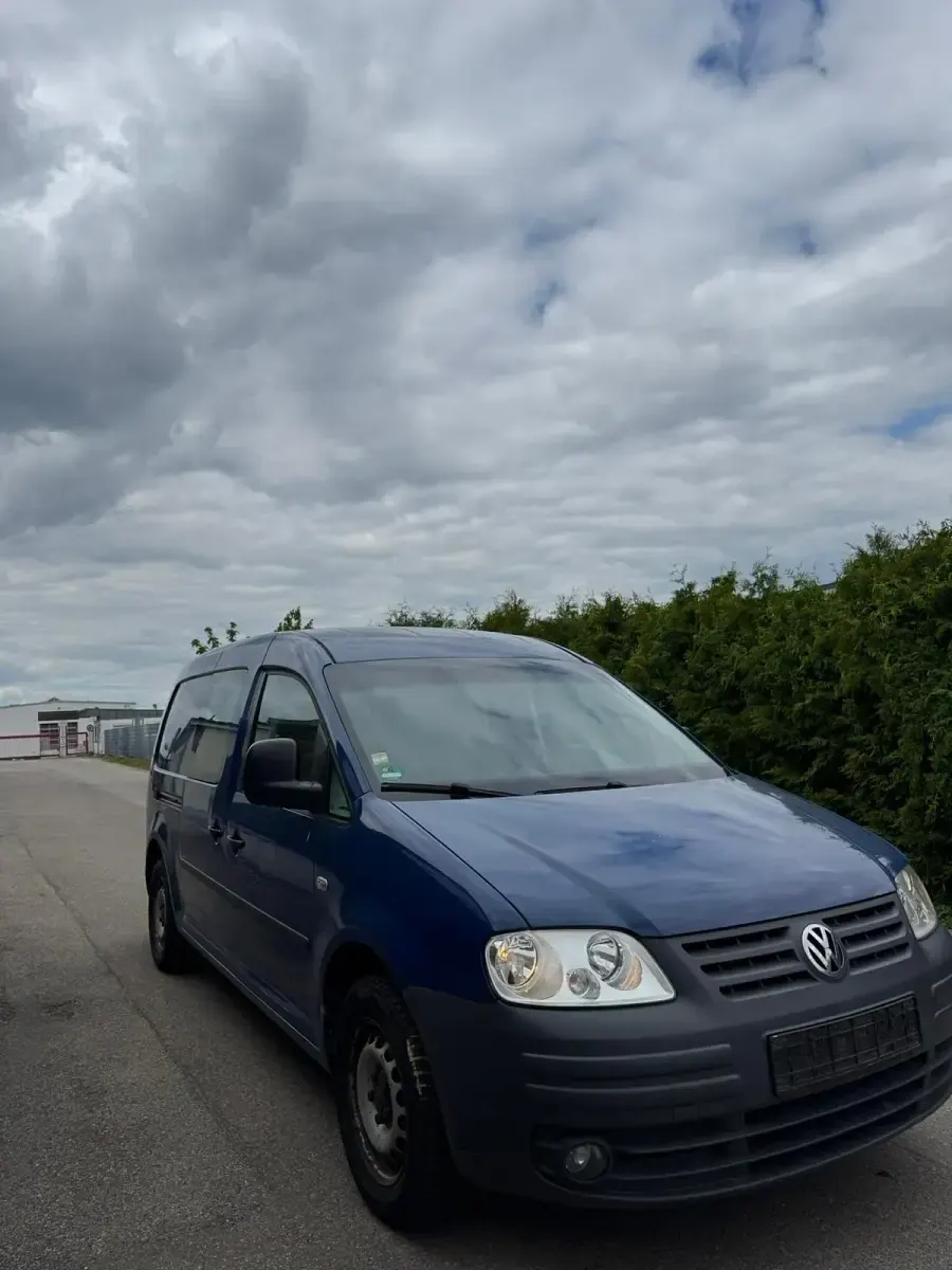 Gebraucht VW Caddy Maxi 105 PS (77 kW) 2011 Blau Van / Kleinbus
