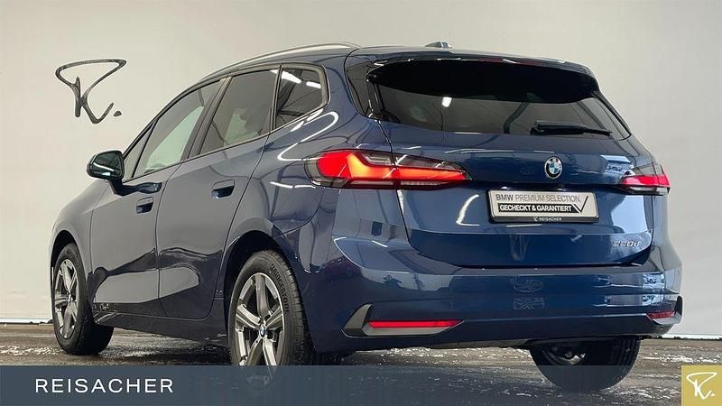 Gebraucht BMW 220 Active Tourer Efficient Dynamics 150 PS (110 kW) 2025 Phytonicblau Van / Kleinbus