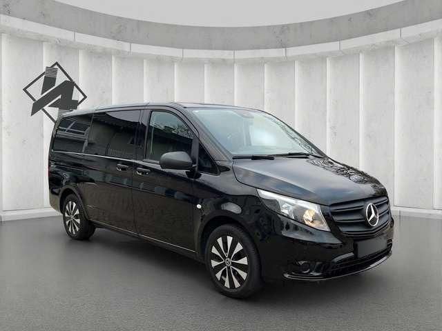 Schwarz metallic Gebraucht 2022 Mercedes Vito Van / Kleinbus | 42.400 € - Bild 1/4