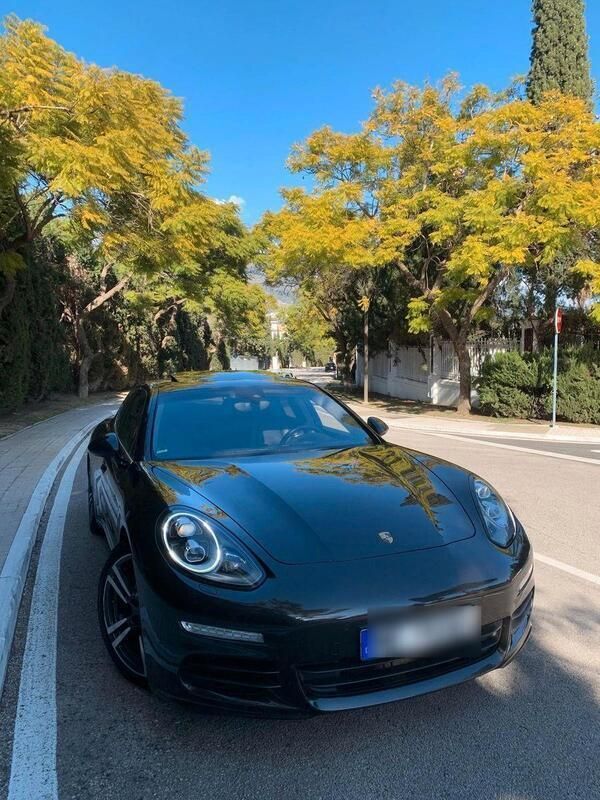 Grau Gebraucht 2013 Porsche Panamera S E-Hybrid Limousine | 36.999 € (Guter Preis) - Bild 1/4