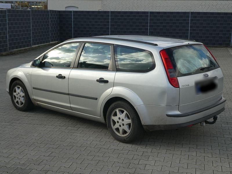 Gebraucht Ford Focus 101 PS (74 kW) 2006 Silber Kombi