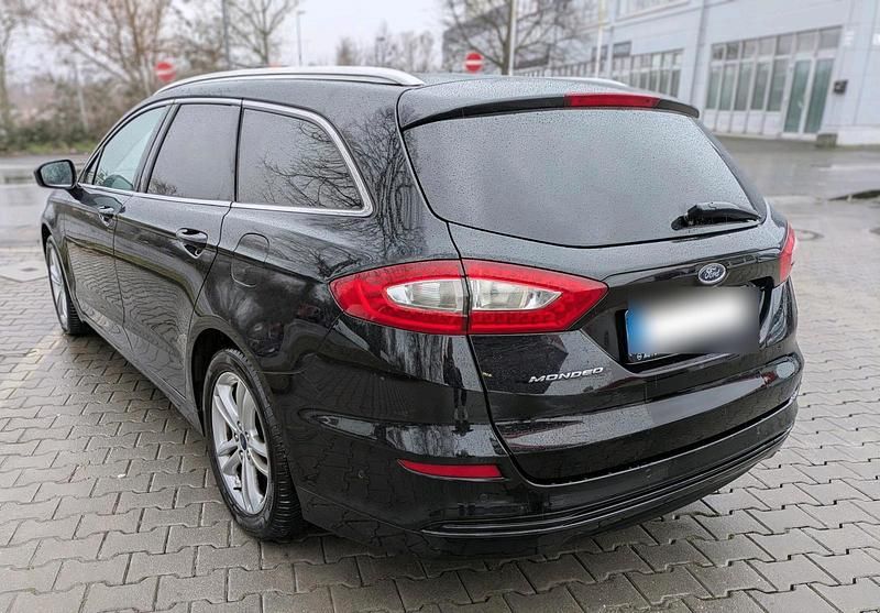 Gebraucht Ford Mondeo Business Edition 150 PS (110 kW) 2016 Schwarz Kombi