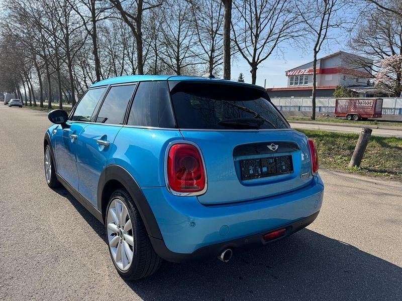 Gebraucht Mini Cooper D 116 PS (85 kW) 2017 Blau Kleinwagen