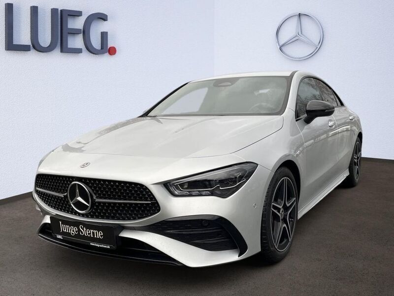 Iridiumsilber metallic Gebraucht 2023 Mercedes CLA250 Advanced Limousine | 39.540 € (Guter Preis) - Bild 1/4