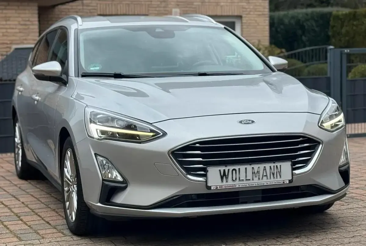 Gebraucht Ford Focus 150 PS (110 kW) 2019 Silber Kombi