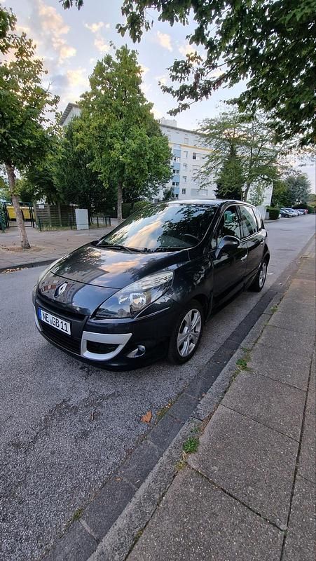 Gebraucht Renault Scénic III 76 PS (55 kW) 2010 Andere farben Van / Kleinbus