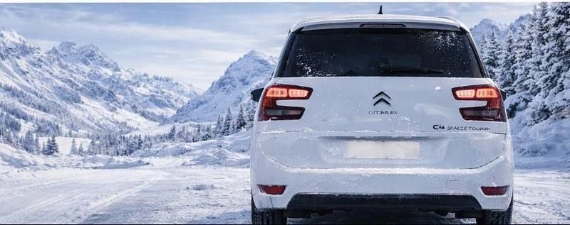 Gebraucht Citroën C4 SpaceTourer Shine 131 PS (96 kW) 2022 Weiß Van / Kleinbus