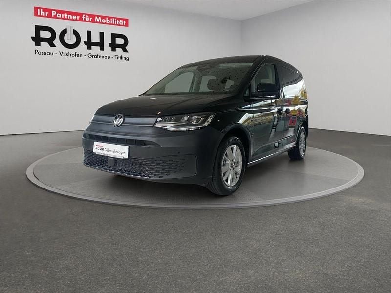 Gebraucht VW Caddy Basis 116 PS (85 kW) 2025 Deepblackperleffekt Van / Kleinbus