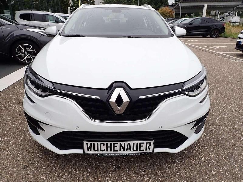 Gebraucht Renault Megane E-Tech Equilibre 158 PS (116 kW) 2023 Arktisweiß Kombi