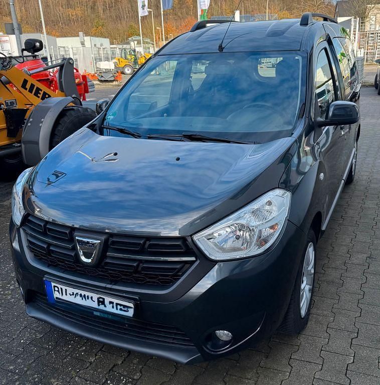 Gebraucht Dacia Dokker Acces 102 PS (75 kW) 2017 Grau Van / Kleinbus