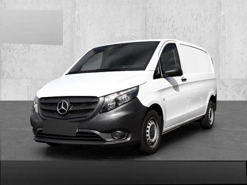 Weiss Gebraucht 2021 Mercedes Vito Van / Kleinbus | 23.439 € (Teuer) - Bild 1/4