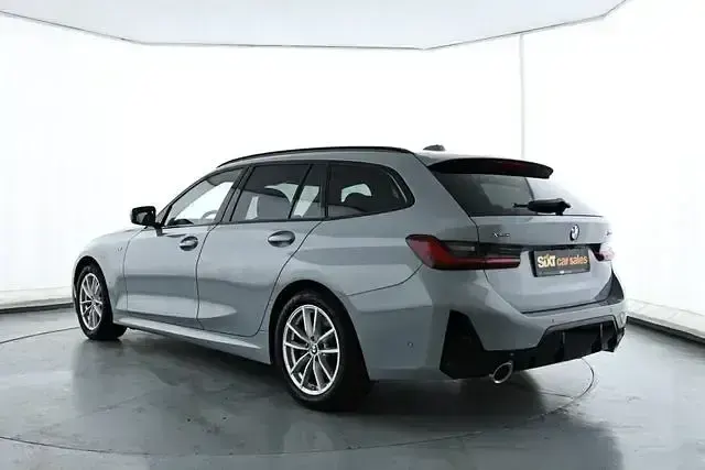 Gebraucht BMW 330 M Sport 360 PS (264 kW) 2025 Grau Limousine