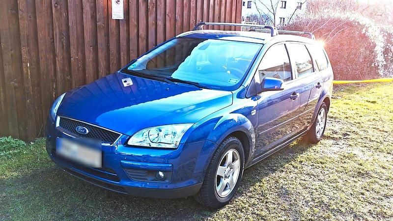 Gebraucht Ford Focus Ghia 116 PS (85 kW) 2007 Blau Kombi
