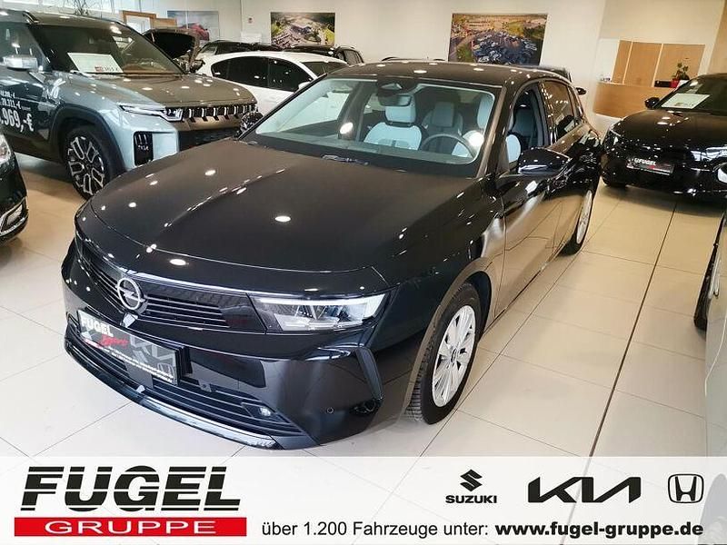 Schwarz perla nera Gebraucht 2023 Opel Astra Elegance Limousine | 18.899 € (Superpreis) - Bild 1/4