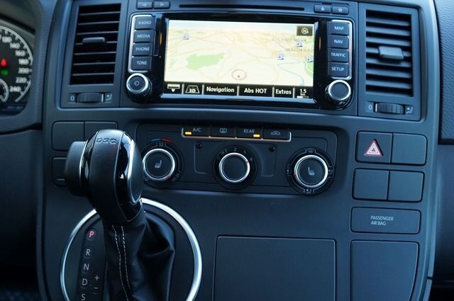 Gebraucht VW T5 Edition 180 PS (132 kW) 2015 Schwarz metallic Van