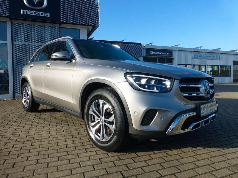 Gebraucht Mercedes GLC200 197 PS (144 kW) 2020 Silber SUV