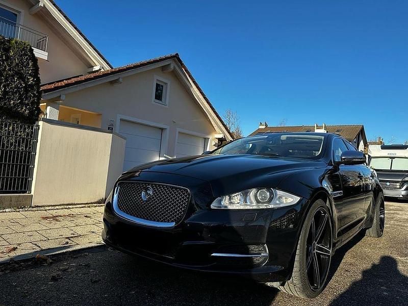 Gebraucht Jaguar XJ 510 PS (375 kW) 2013 Schwarz Limousine