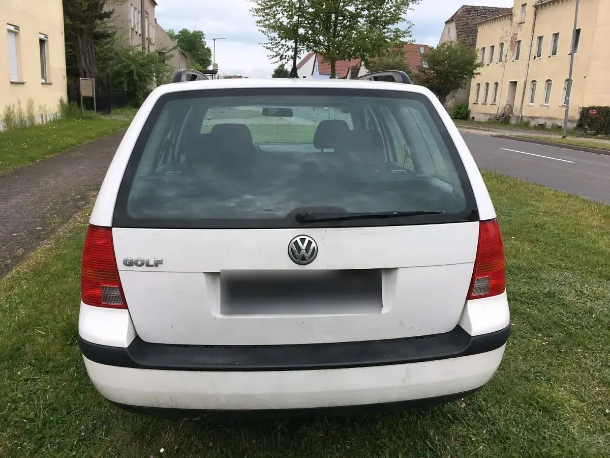 Gebraucht VW Golf IV 75 PS (55 kW) 2004 Weiß Kombi