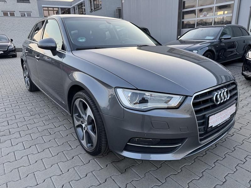 Gebraucht Audi A3 Ambiente 140 PS (102 kW) 2013 Grau Kombi