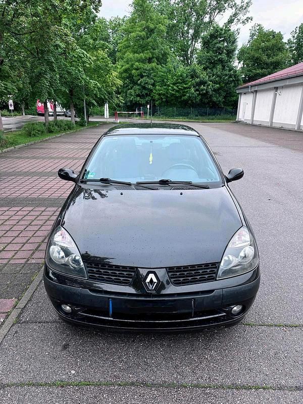 Schwarz Gebraucht 2003 Renault Clio II Kleinwagen | 1.100 € - Bild 1/4