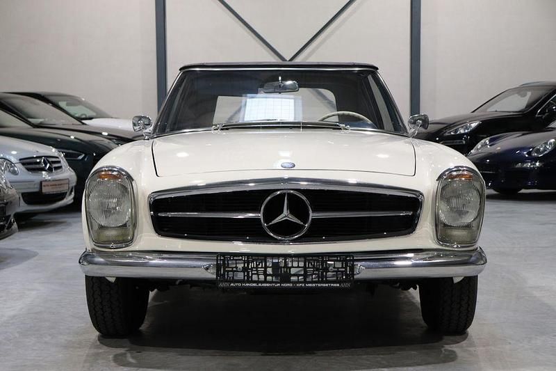 Gebraucht Mercedes 230 150 PS (110 kW) 1964 Weiß Cabrio