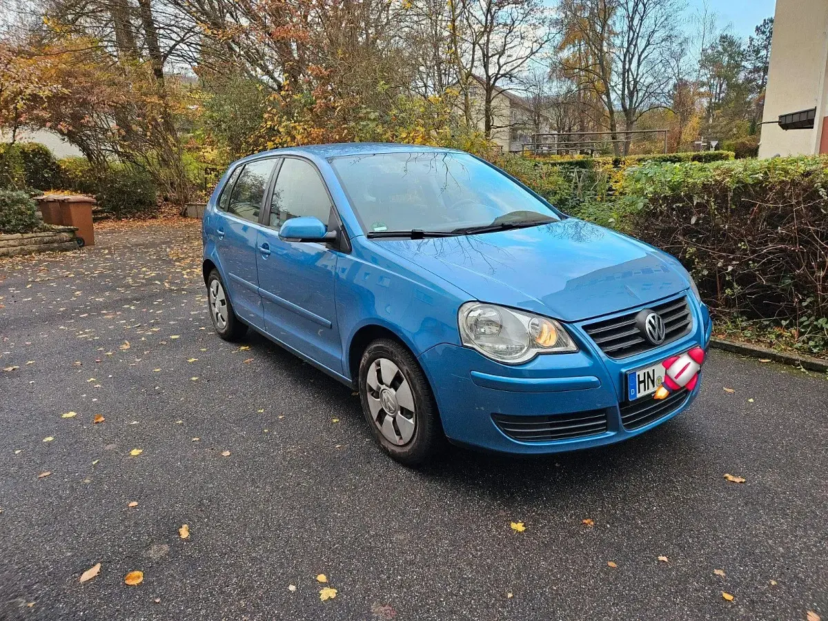 Usata VW Polo Comfortline 54 CV (39 kW) 2005 Blu Berlina