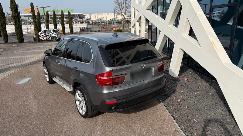Gebraucht BMW X5 235 PS (172 kW) 2010 Grau SUV