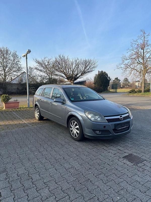 Grau Gebraucht 2006 Opel Astra Kombi | 890 € (Fairer Preis) - Bild 1/4