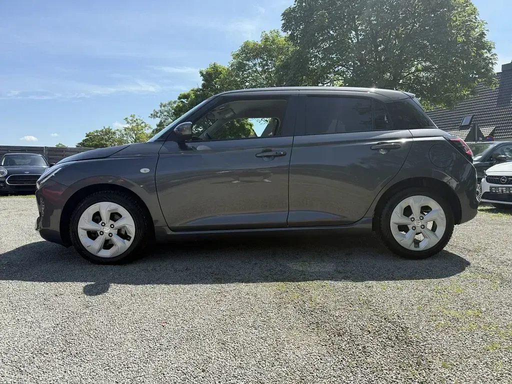Gebraucht Suzuki Swift 83 PS (61 kW) 2025 Blau Kleinwagen