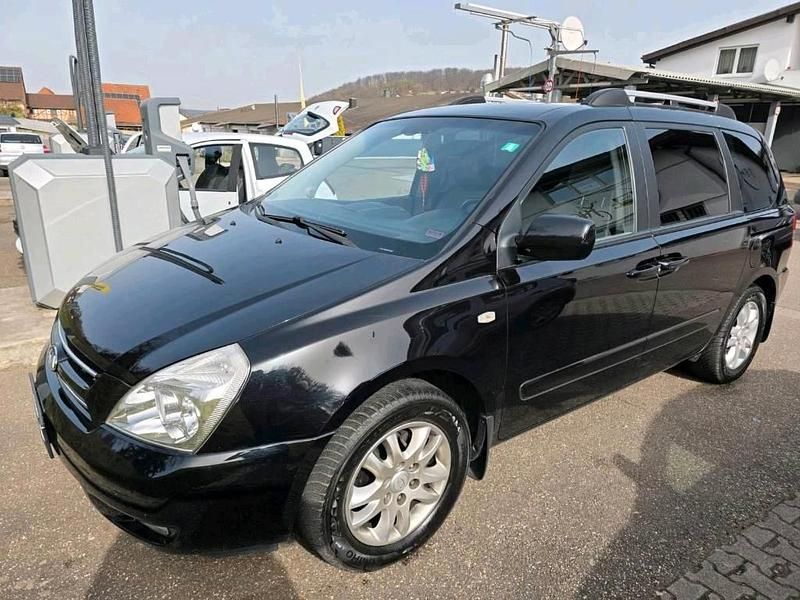 Gebraucht Kia Carnival 185 PS (136 kW) 2008 Schwarz Van / Kleinbus