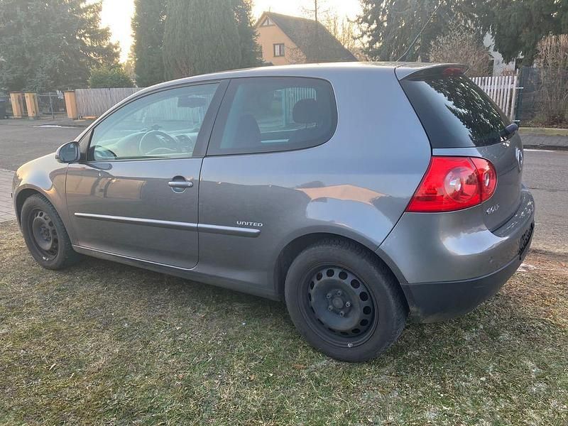 Gebraucht VW Golf VI United 102 PS (75 kW) 2008 Grau Kleinwagen