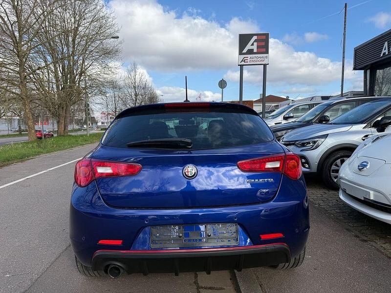 Gebraucht Alfa Romeo Giulietta 170 PS (125 kW) 2018 Blau Limousine