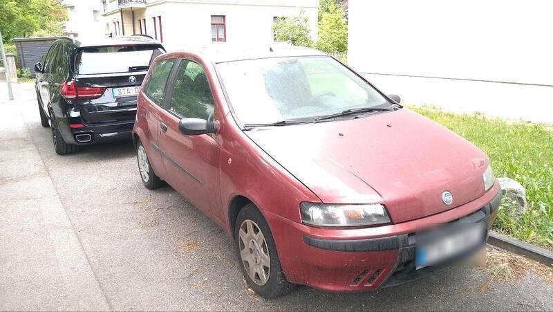 Rot Gebraucht 2000 Fiat Punto Kleinwagen | 350 € (Guter Preis) - Bild 1/4