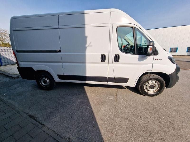 Gebraucht Fiat Ducato 140 PS (102 kW) 2021 Weiß Van