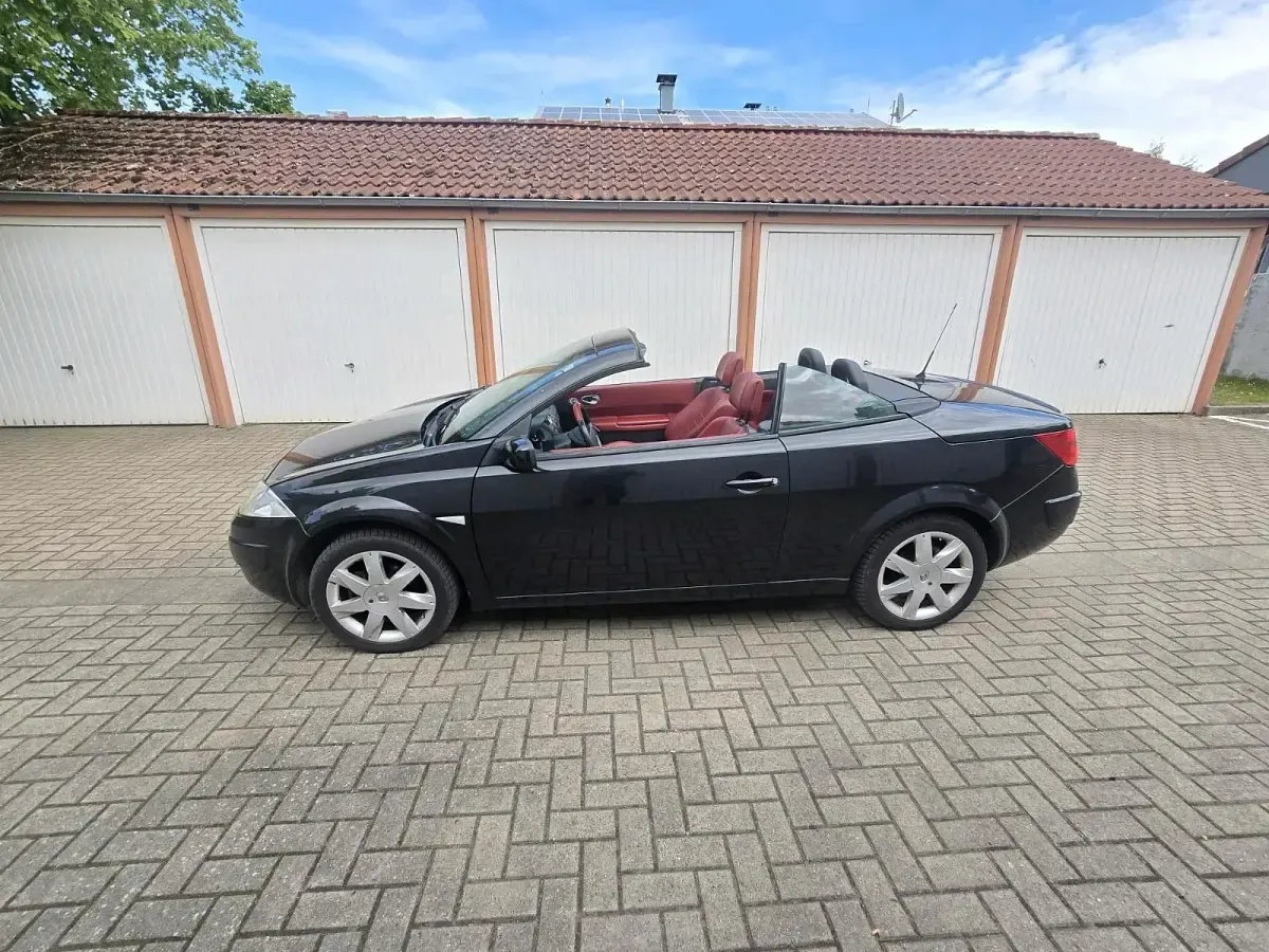 Gebraucht Renault Mégane Cabriolet 120 PS (88 kW) 2004 Schwarz Cabrio