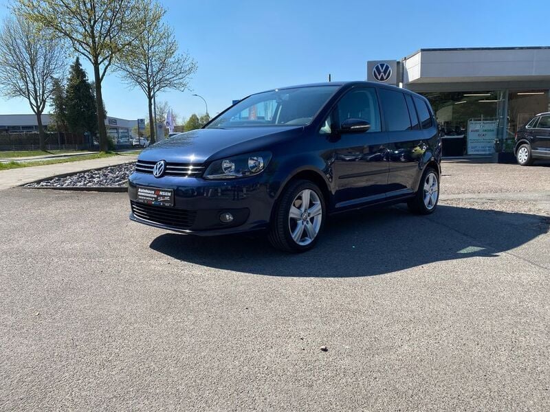 Gebraucht VW Touran 105 PS (77 kW) 2015 Blau Van / Kleinbus