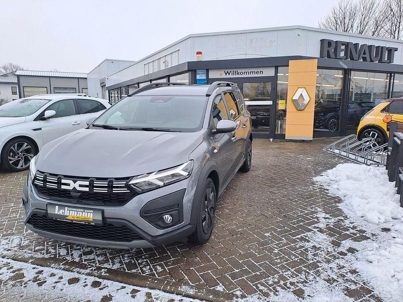 Neu Dacia Jogger Expression 110 PS (80 kW) 2025 Grau Van / Kleinbus