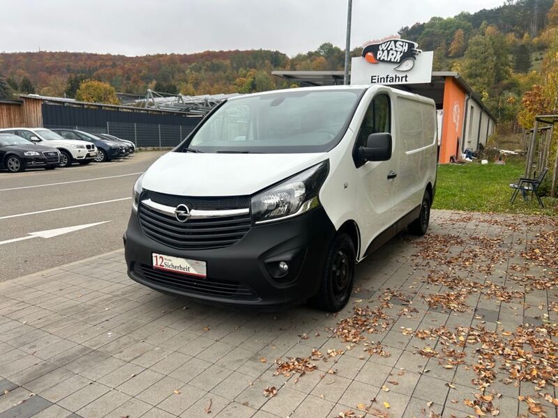 Weiß Gebraucht 2017 Opel Vivaro Van | 11.499 € (Guter Preis) - Bild 1/4