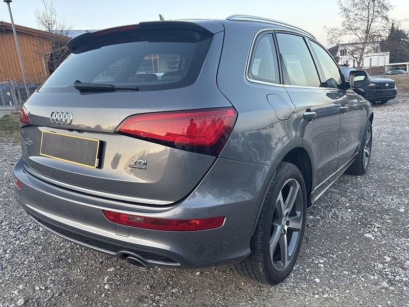 Gebraucht Audi Q5 S-Line 258 PS (189 kW) 2015 Grau SUV