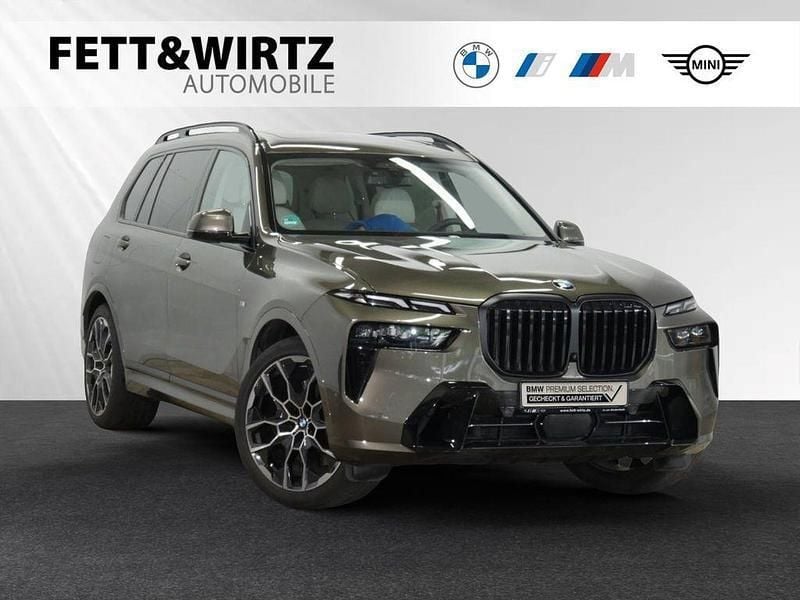 Grau Gebraucht 2024 BMW X7 M Sport SUV | 102.990 € (Guter Preis) - Bild 1/3