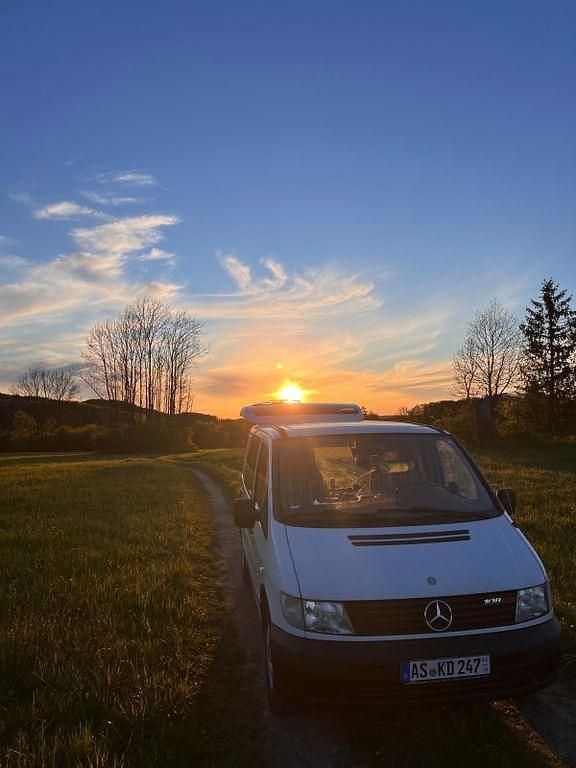 Weiß Gebraucht 2007 Mercedes Vito Van / Kleinbus | 4.299 € (Superpreis) - Bild 1/4