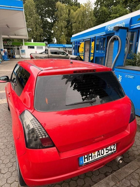 Gebraucht Suzuki Swift 92 PS (67 kW) 2005 Rot Kleinwagen