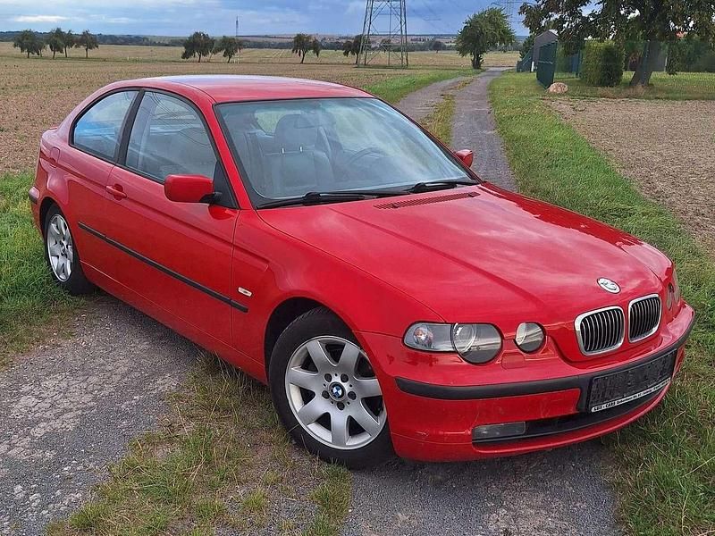 Gebraucht BMW 316 116 PS (85 kW) 2002 Rot Kleinwagen
