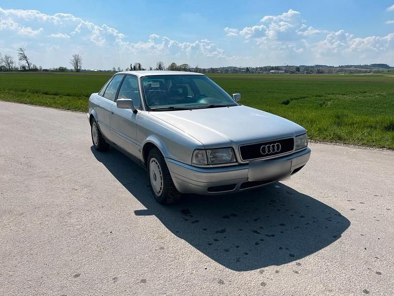 Gebraucht Audi 80 90 PS (66 kW) 1994 Silber Limousine