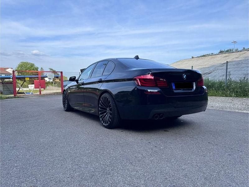 Gebraucht BMW 525 M Sport 218 PS (160 kW) 2012 Schwarz Limousine