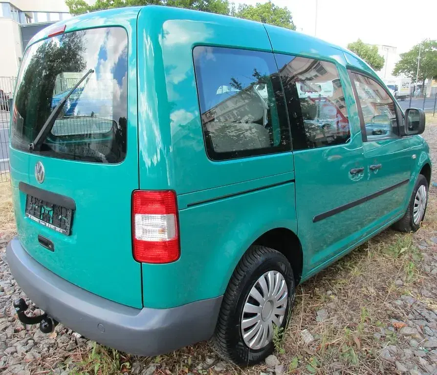 Gebraucht VW Caddy 75 PS (55 kW) 2010 Grün Van / Kleinbus