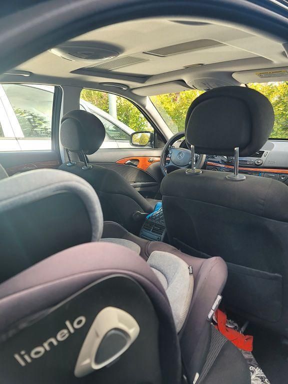 Gebraucht Mercedes E200 Avantgarde 184 PS (135 kW) 2006 Schwarz Limousine